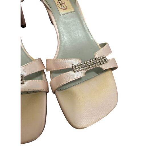 Dyeables Soft Pink Satin Size 5.5B Sandal Heels w/ Rhinestone Accent - Picture 5 of 11